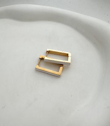 Εικόνα της White Rectangle Hoops