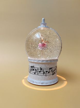 Εικόνα της ΛΕΥΚΟΣ ΣΤΡΟΓΓΥΛΟΣ  ΘΑΛΑΜΟΣ ΜΕ ΜΠΑΛΑΡΙΝΑ