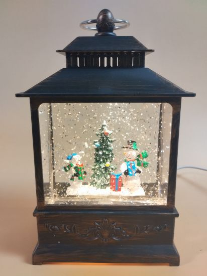 Εικόνα της ΧΡΙΣΤΟΥΓΕΝΝΙΑΤΙΚΟΣ VINTAGE ΘΑΛΑΜΟΣ ΜΕ ΧΙΟΝΑΝΘΡΩΠΟΥΣ