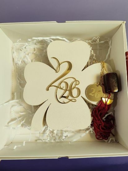 Εικόνα της ΕΠΙΤΡΑΠΕΖΙΟ ΓΟΥΡΙ ΤΡΙΦΥΛΛΙ 2