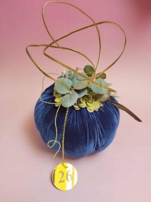 Εικόνα της ΔΙΑΚΟΣΜΗΤΙΚΗ ΚΟΛΟΚΥΘΑ ΜΕΣΑΙΑ ΜΠΛΕ