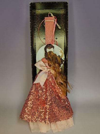 Εικόνα της ΛΑΜΠΑΔΑ ΚΟΠΕΛΑ ΜΕ ΦΩΣ ΣΤΟ ΡΟΖ ΦΟΡΕΜΑ 