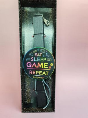 Εικόνα της ΛΑΜΠΑΔΑ EAT SLEEP GAME REPEAT