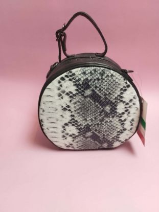 Εικόνα της ΤΣΑΝΤΑΚΙ ΣΤΡΟΓΓΥΛΟ ΜΑΥΡΟ ΜΕ ΣΧΕΔΙΟ