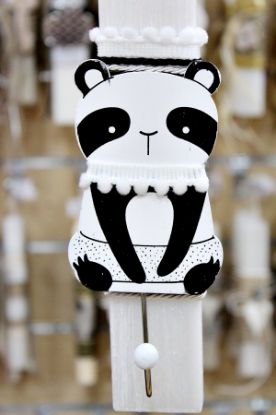 Εικόνα της Πασχαλινή λαμπάδα 26Δ015 Panda Κρεμάστρα  Ύψος 25