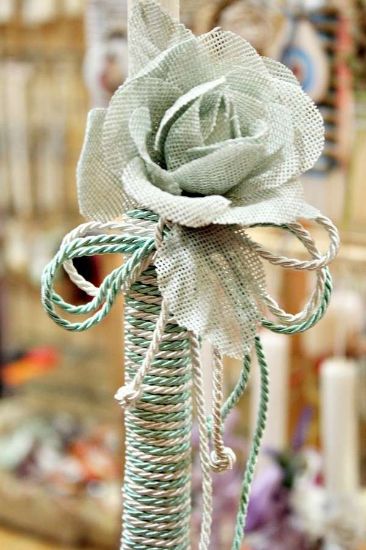 Εικόνα της Πασχαλινή λαμπάδα  big rose πετρολ Ύψος 38