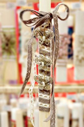 Εικόνα της Πασχαλινή λαμπάδα 19Δ041 πεταλουδιτσες σε κορδέλα Ύψος 25