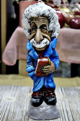 Εικόνα της Λαμπάδα Αϊνστάιν 23.5 cm υψ*8 cm πλ (500-530gr)